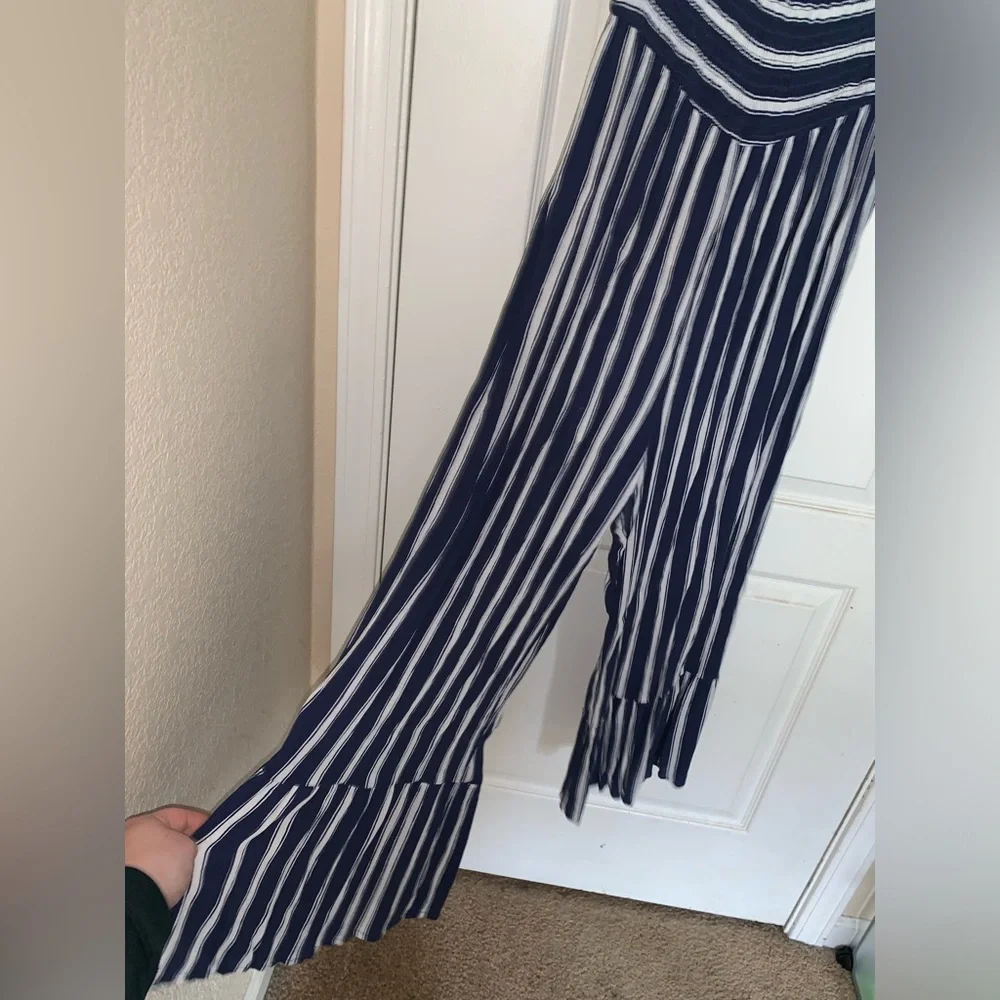 Women’s Blue and White Striped Romper - Size Medium - Picture 3 of 6